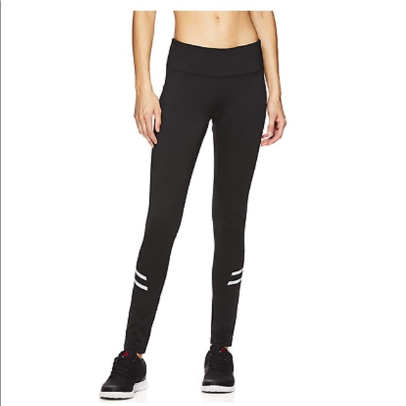 Reebok Pants - NWT Reebok Black Formula Reflective Leggings, M